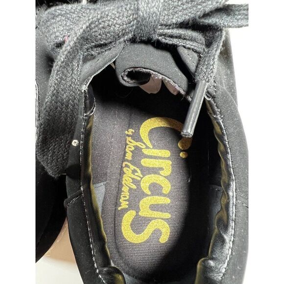Sam Edelman Circus Suede Pom Pom Sneaker Shoes. Black. Size 8 - Picture 9 of 10